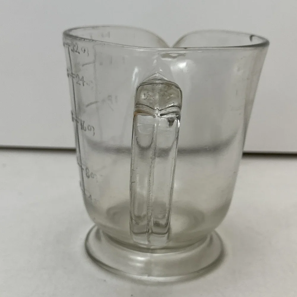 Vintage 1923 A & J Hand Mixer Egg Beater Wood Handle w/ Glass Measuring 4 Cups
